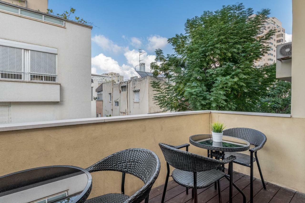 Ben-Gurion Blvd 2Bdr Close To The Beach Тел Авив Екстериор снимка